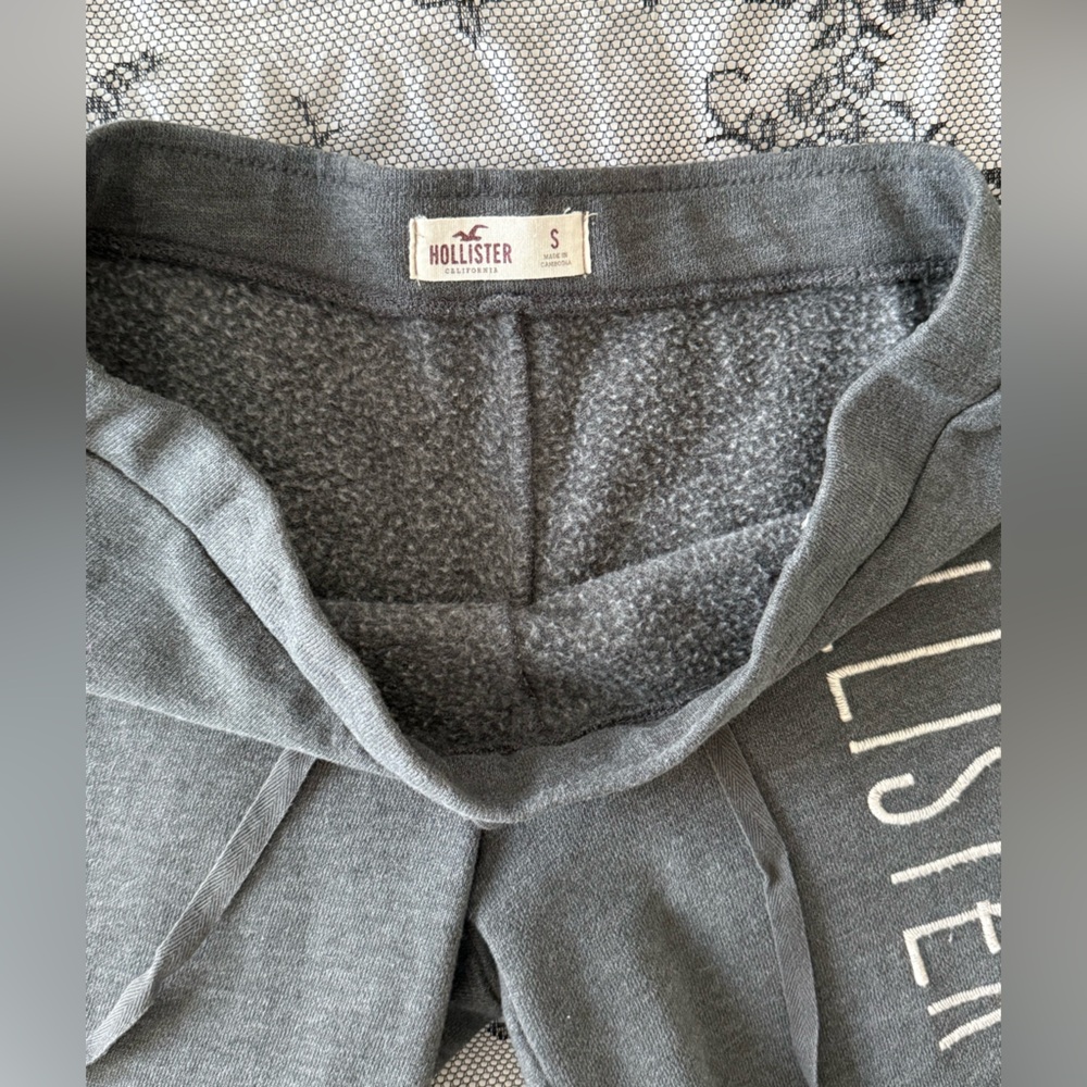 Vintage Hollister Lounge Pants - Picture 5 of 6